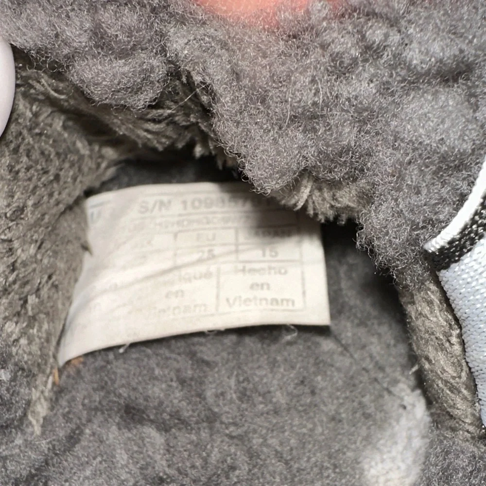 UGG Kids Charcoal Fluffy Slippers